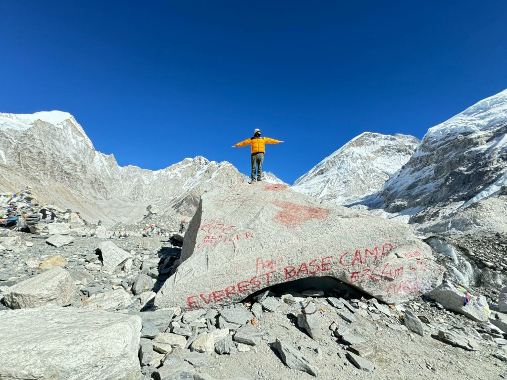 Everest 2025, 400 personnes inscrites pour ce printemps, Everest Base Camp, Camp de Base de l'Everest avec l'Everest Népal