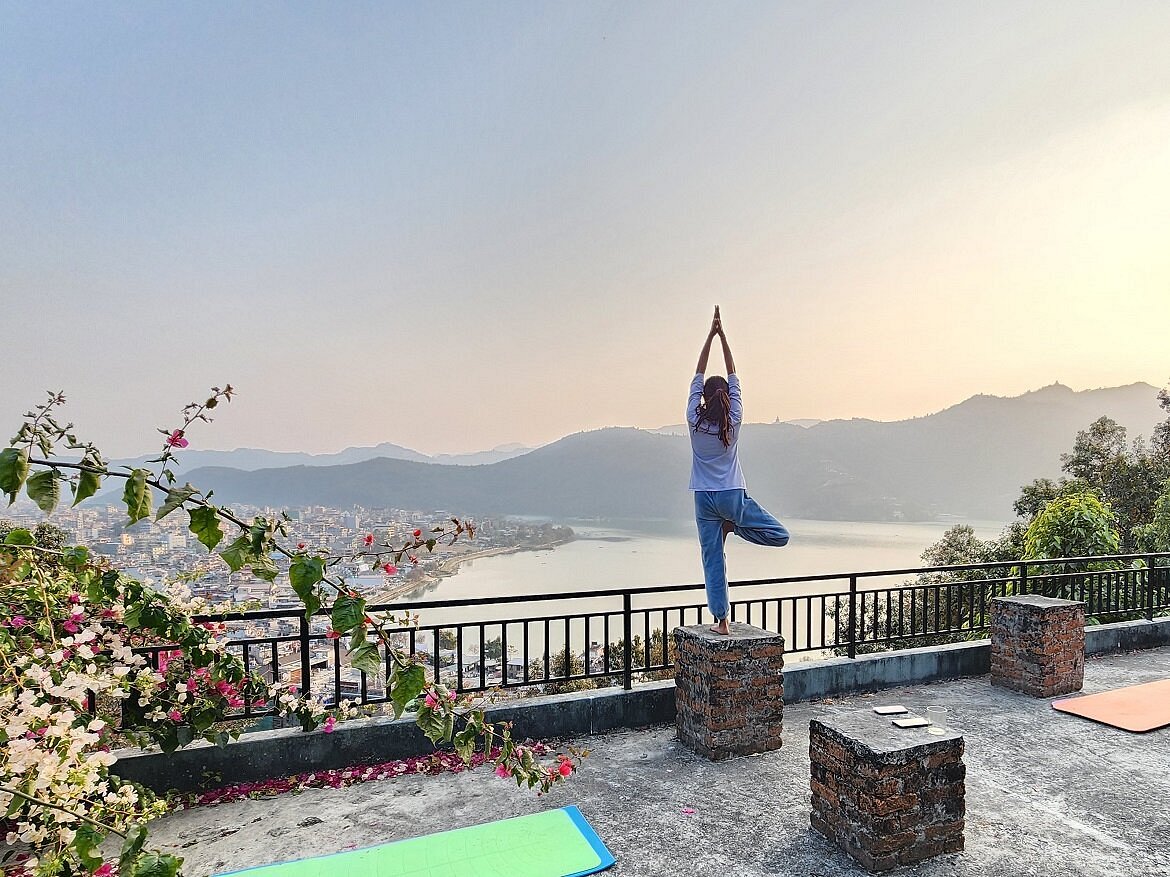 Retraite de Yoga à Pokhara, méditation, culture, calme au Népal, proche de Pokhara