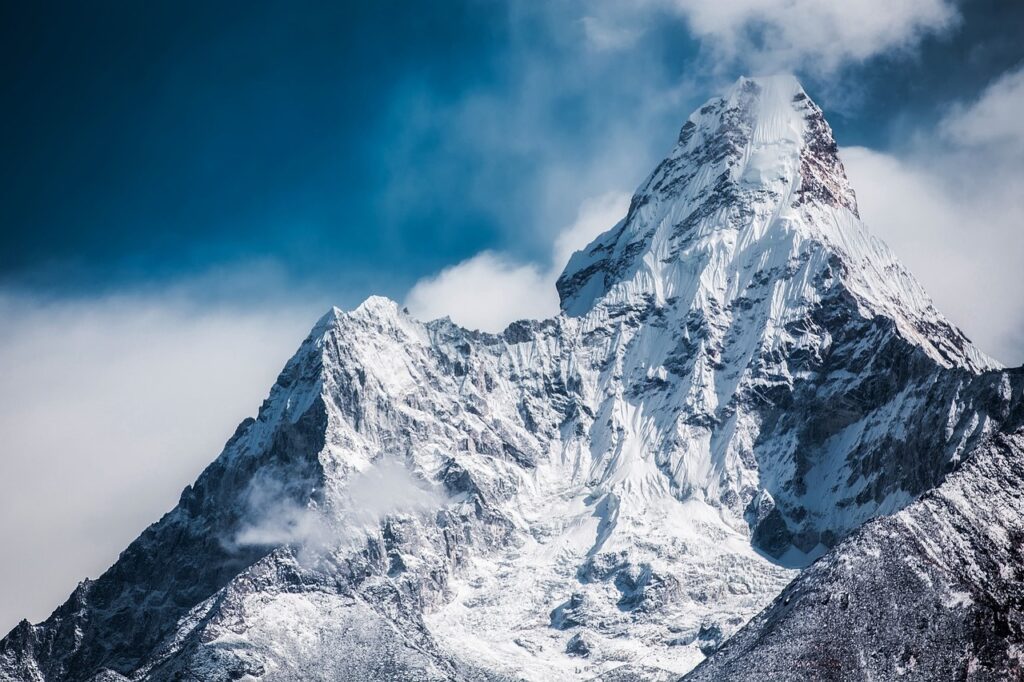 Ama Dablam sommet de 6000m d'altitude, expédition avec l'Everest Népal Ama Dablam mort