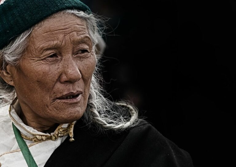 Le Népal annonce le retour à la stabilité et invite les voyageurs à redécouvrir ses montagnes, sa culture et ses treks mythiques. Le pays se déclare sûr, accueillant et pleinement prêt à recevoir les touristes.