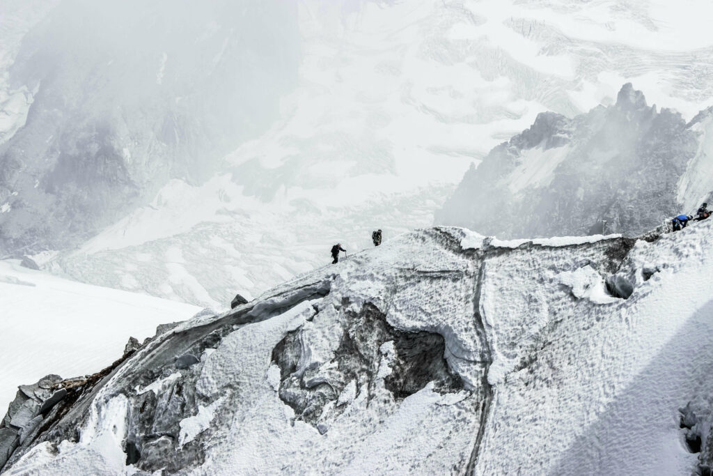 Annapurna sommet saison 2026 malgré des conditions extrêmes,
