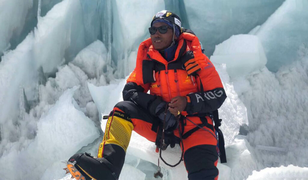 Kami Rita Sherpa, Everest Népal, record 32e sommet, 8000m
