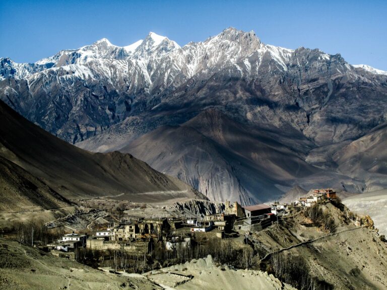 Mustang Népal, tourisme de luxe au Népal, hôtel et aventure avec l'Everest Népal