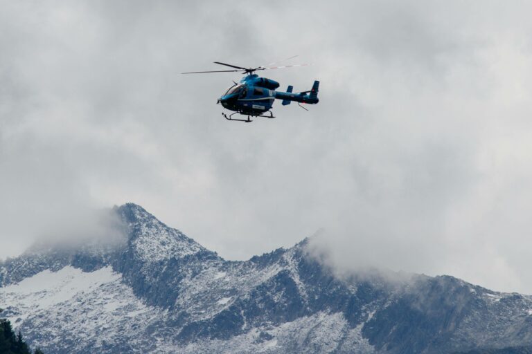 Broad Peak évacuation et secours des alpinistes en haute montagne, hélicoptère