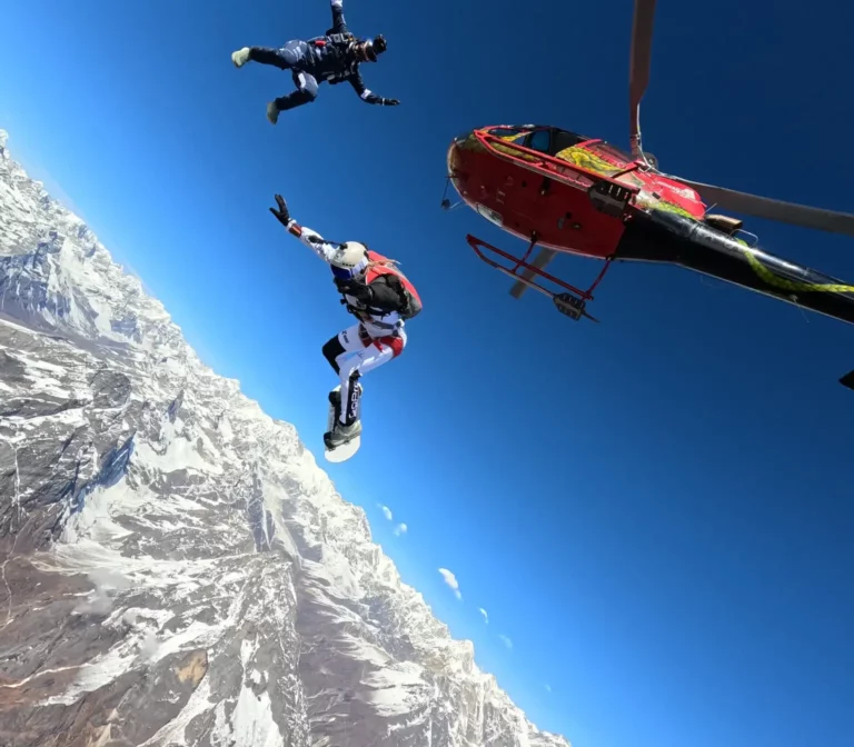 Skysurf, saut depuis l'Everest, Record du monde