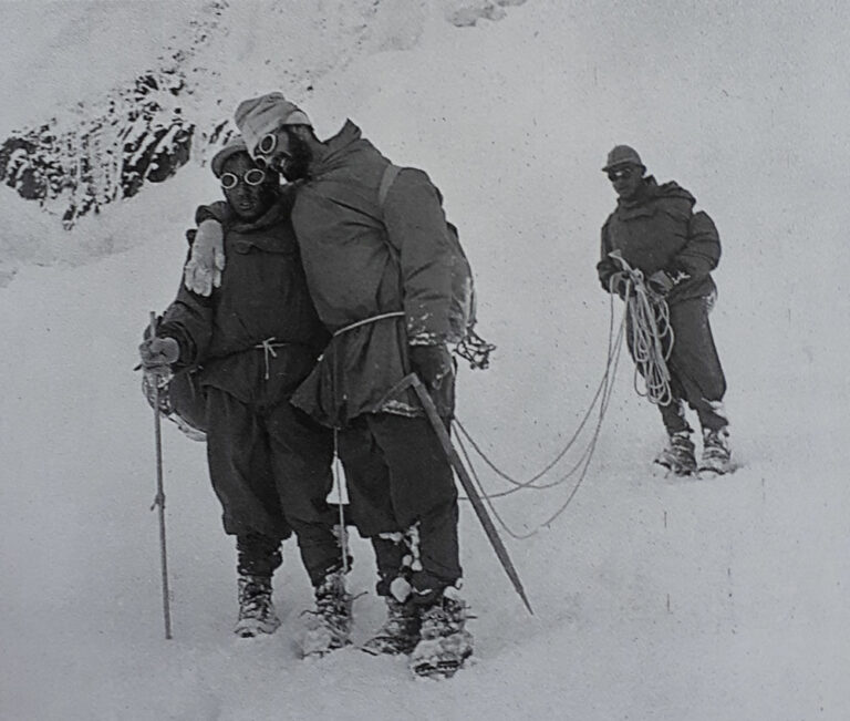 Maurice Herzog, livre, "Annapurna, premier 8000, alpinisme au Népal